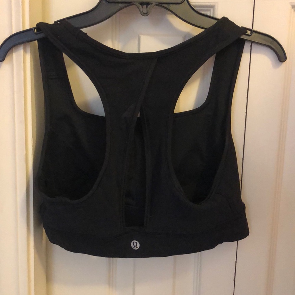 Black size 6 lululemon sports bra gently used